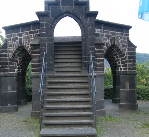 Denkmal aus Stein
