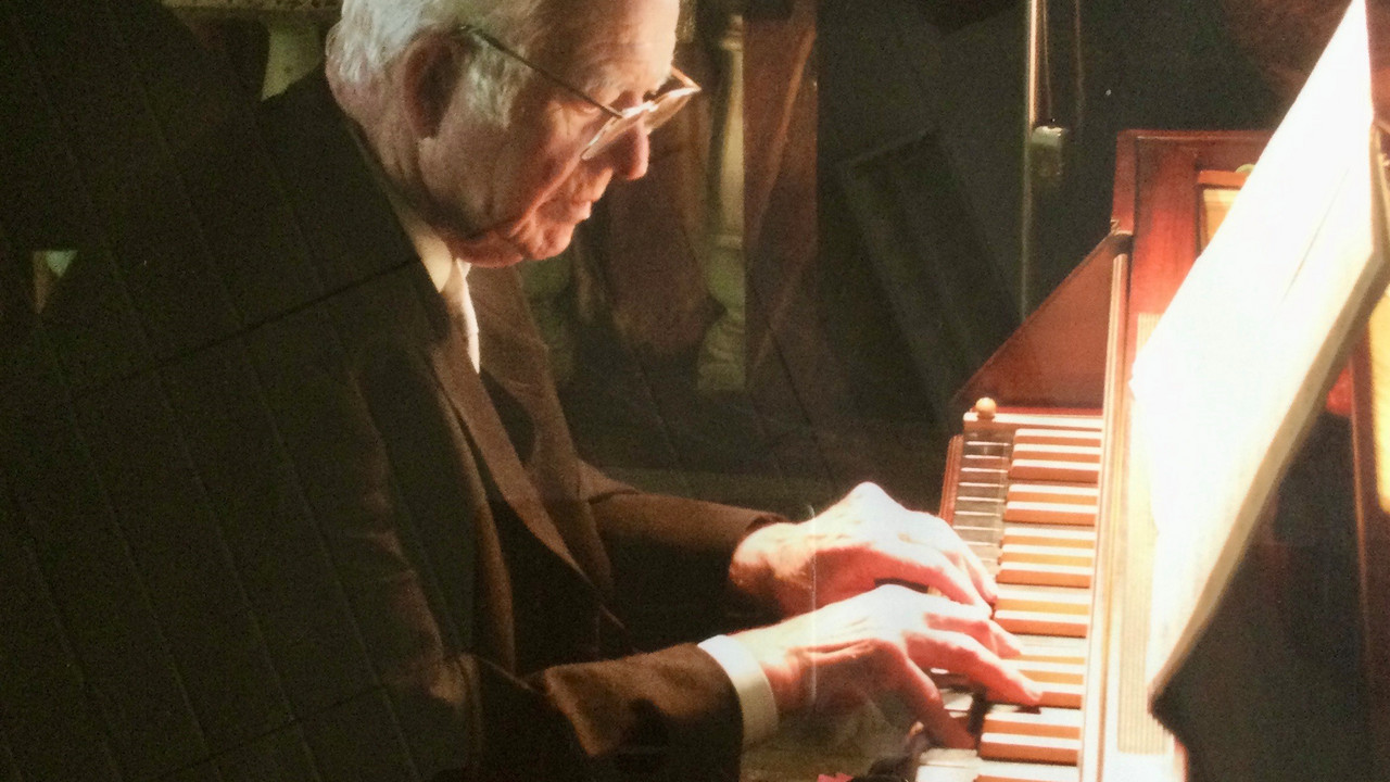 Heinz Markus Göttsche am Klavier