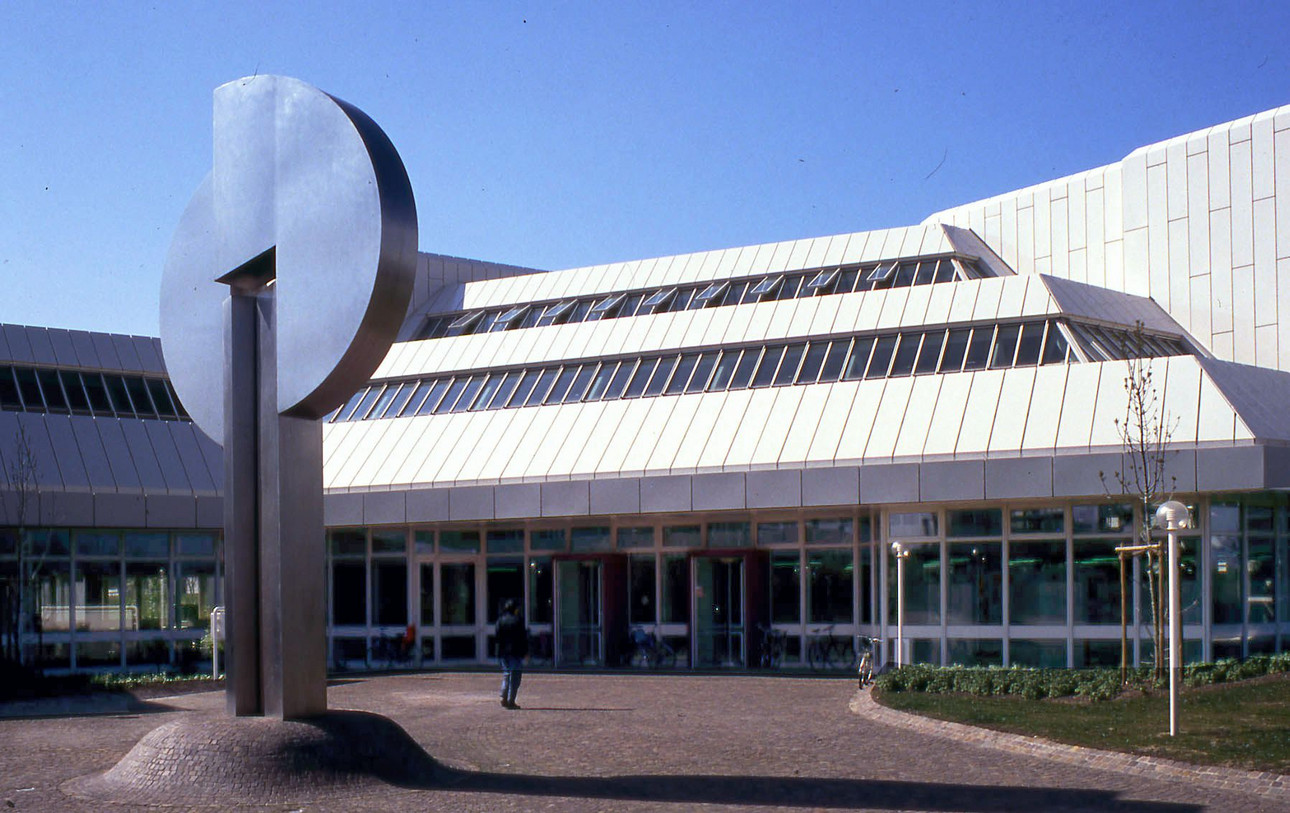 Außenansicht Gebäude Pfälzische Landesbibliothek