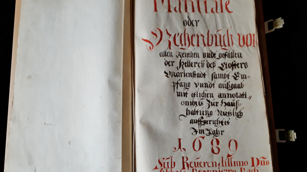 Restauriertes Buch